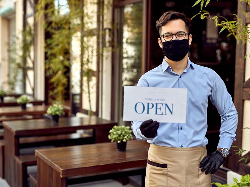 Con una página web tu negocio esta abierta 24 /  7